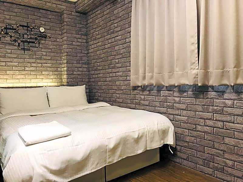Fengjia Space – Taichung, KY
