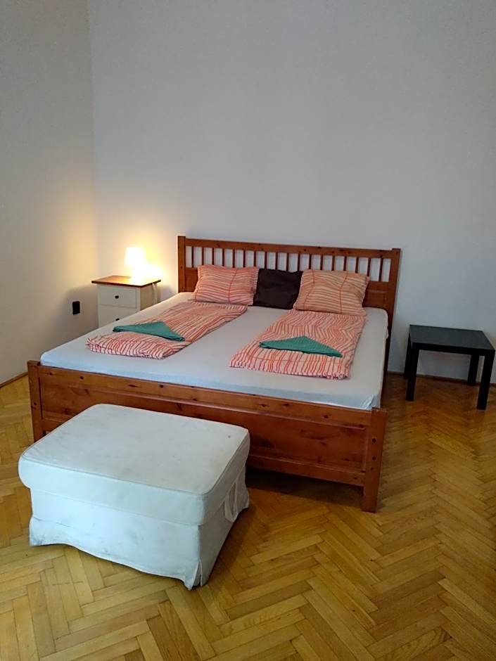 HoBar Hostel