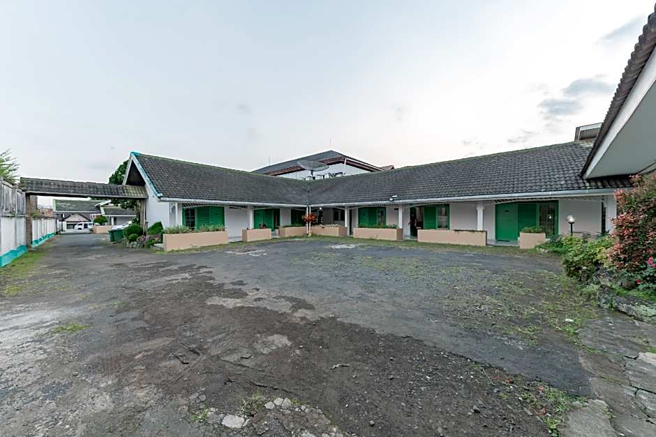 RedDoorz @ Jalan R.E. Martadinata Sukabumi