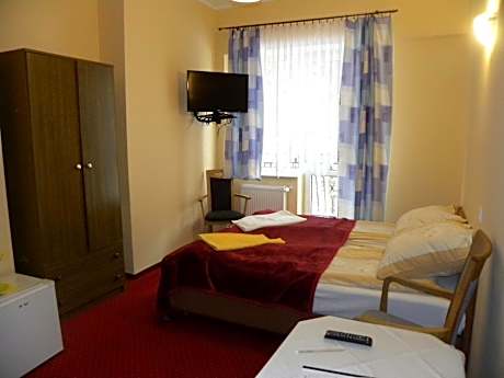 Triple Room with Balcony