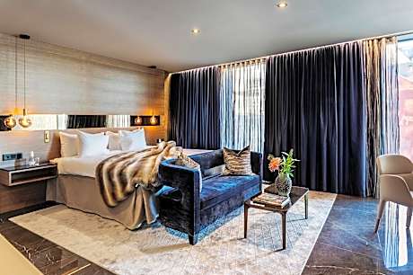 Deluxe Junior Suite