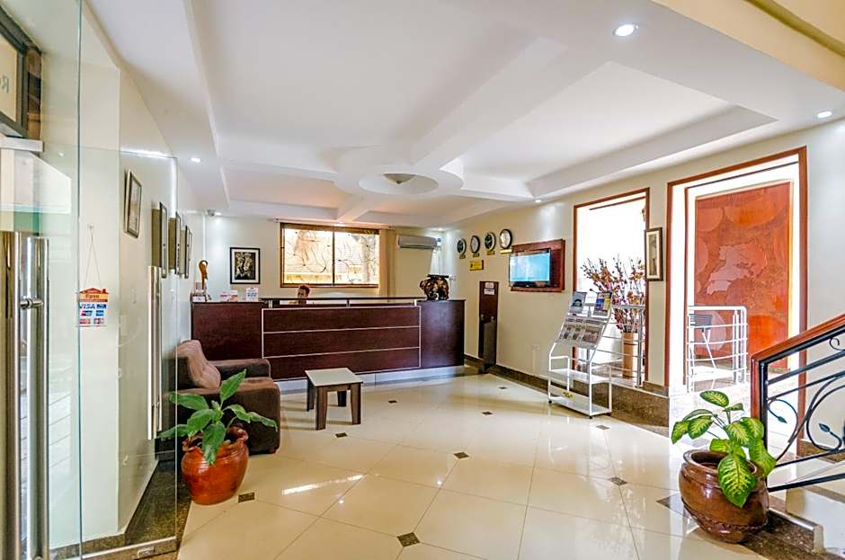 Marie's Royale Hotel