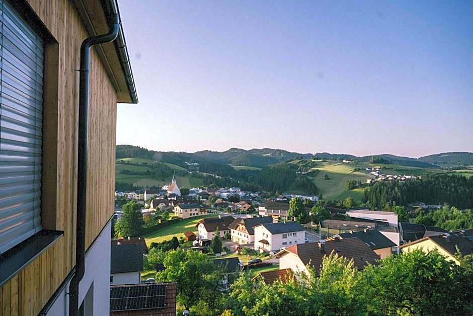 Karlingerhaus Hotel Hostel Home