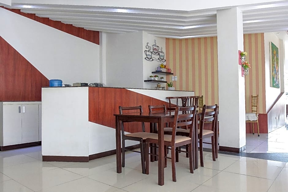 Tiptop Tower Suite Inn