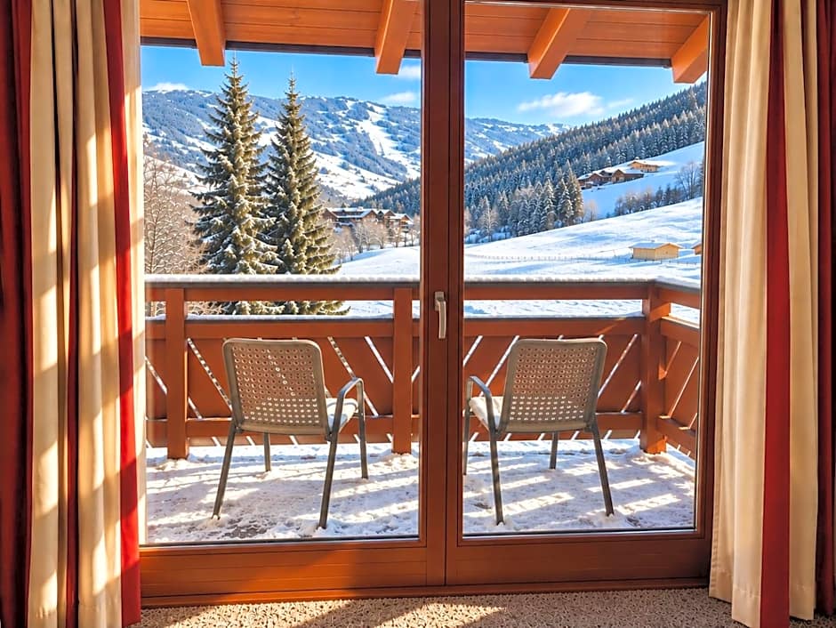 Hotel Sommerer - 100m to Ski Lift & 5 Min Walk to Hinterglemm Centre