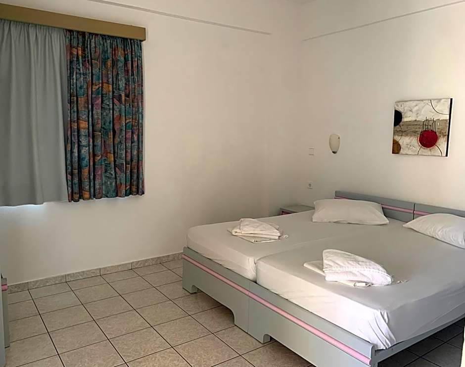 Ermis Suites