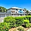 Cairns Reef Apartments & Motel