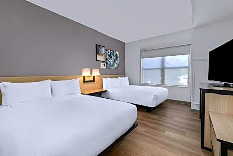Queen Room with Two Queen Beds