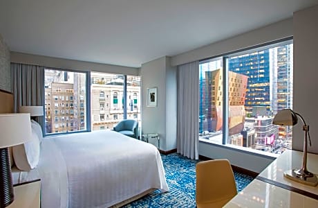 Premium Corner King Room with Midtown View - Breakfast included in the price