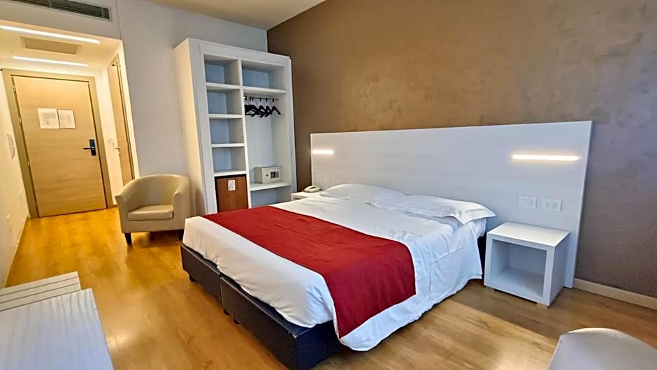 Hotel President