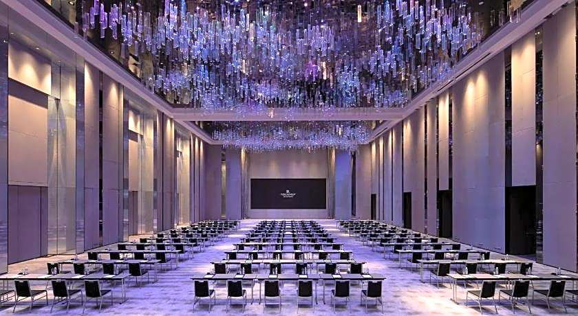 Renaissance Shenzhen Bay Hotel