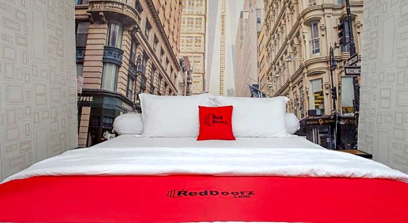 RedDoorz Syariah near Universitas Negeri Gorontalo 2