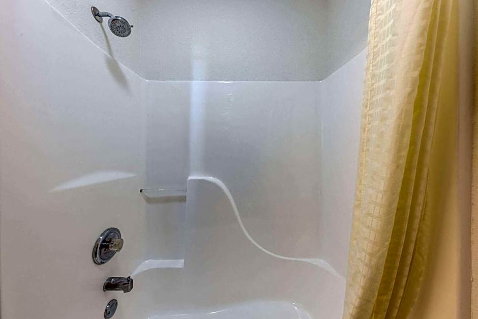 Super 8 by Wyndham De Soto