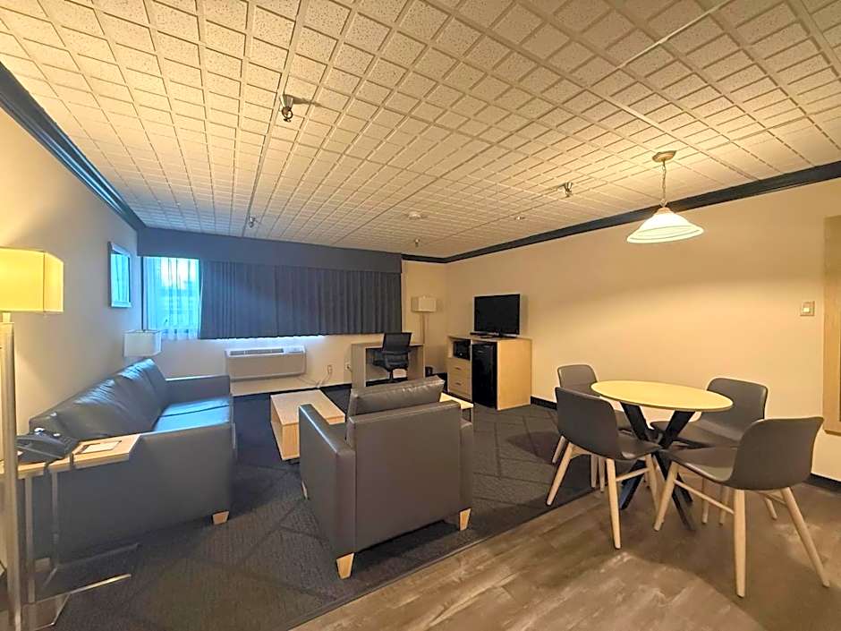 Sternwheeler Hotel & Conference Centre, Trademark by Wyndham