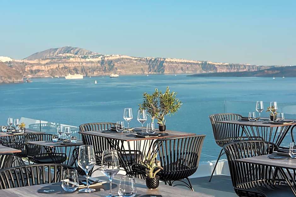 La Perla Villas - Adults Only