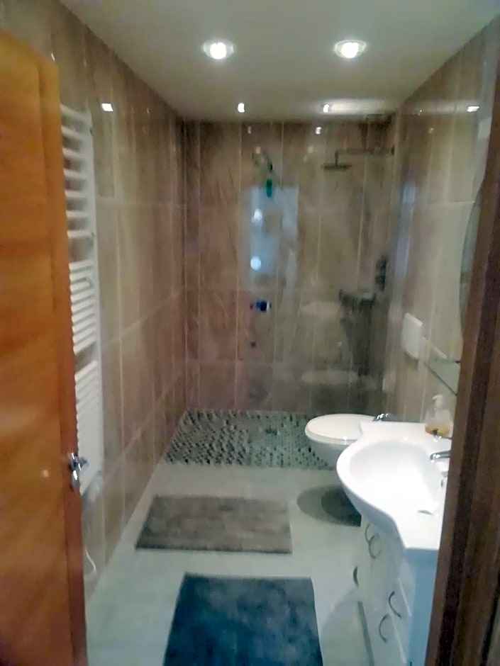 Bellevue Josselin 1a Chemin des Cruyere