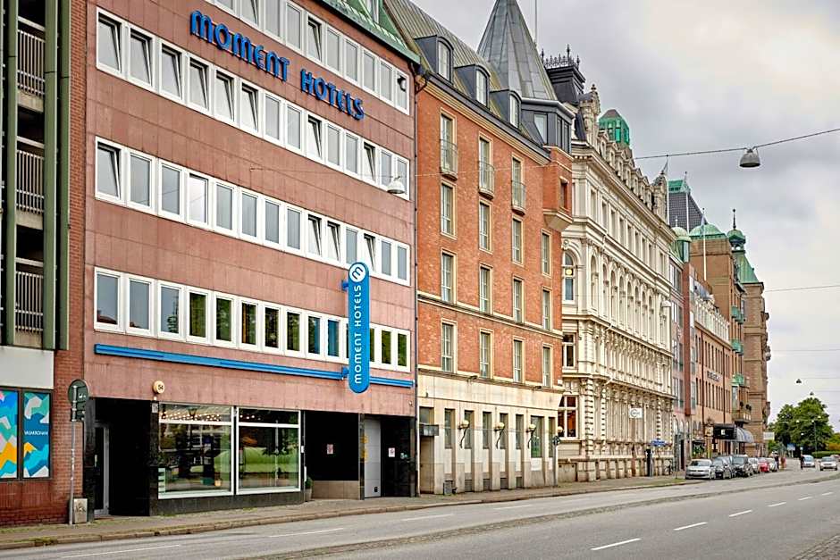 Moment Hotels