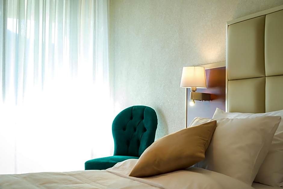 Hotel Kadmo by Aycon