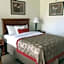 Iberia House & Suites