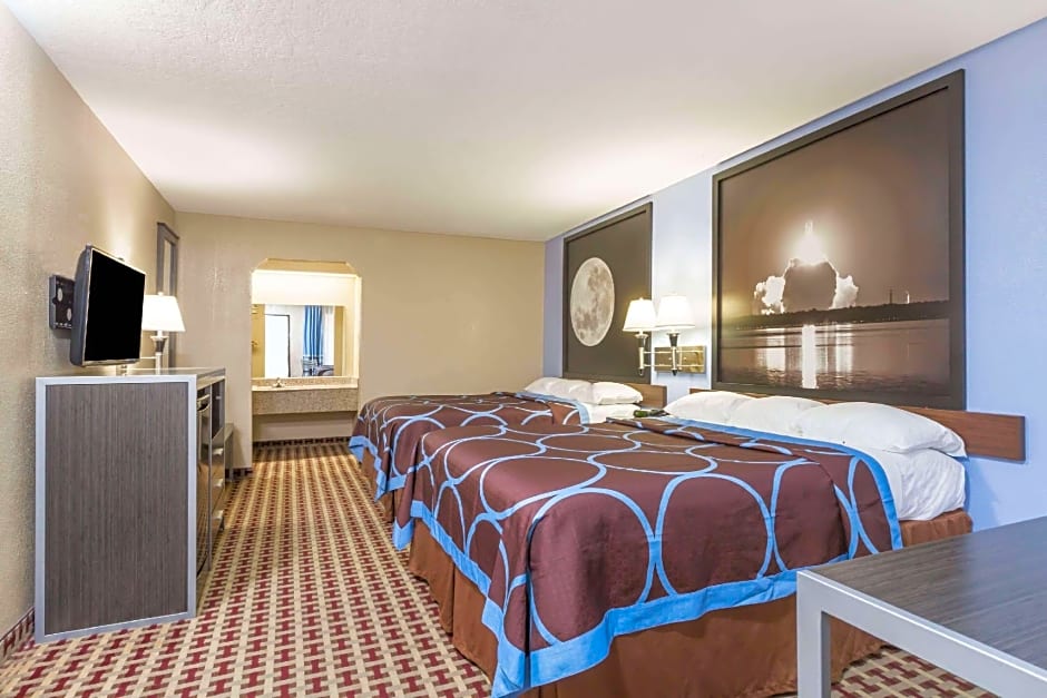 Super 8 by Wyndham Houston/NASA/Webster Area