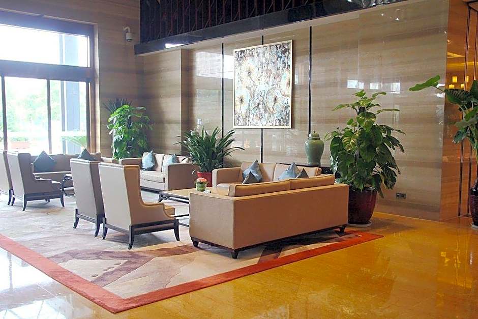 Zhangjiagang Zhonglian GDH International  Hotel