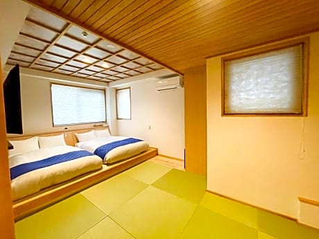 Deluxe Quadruple Room