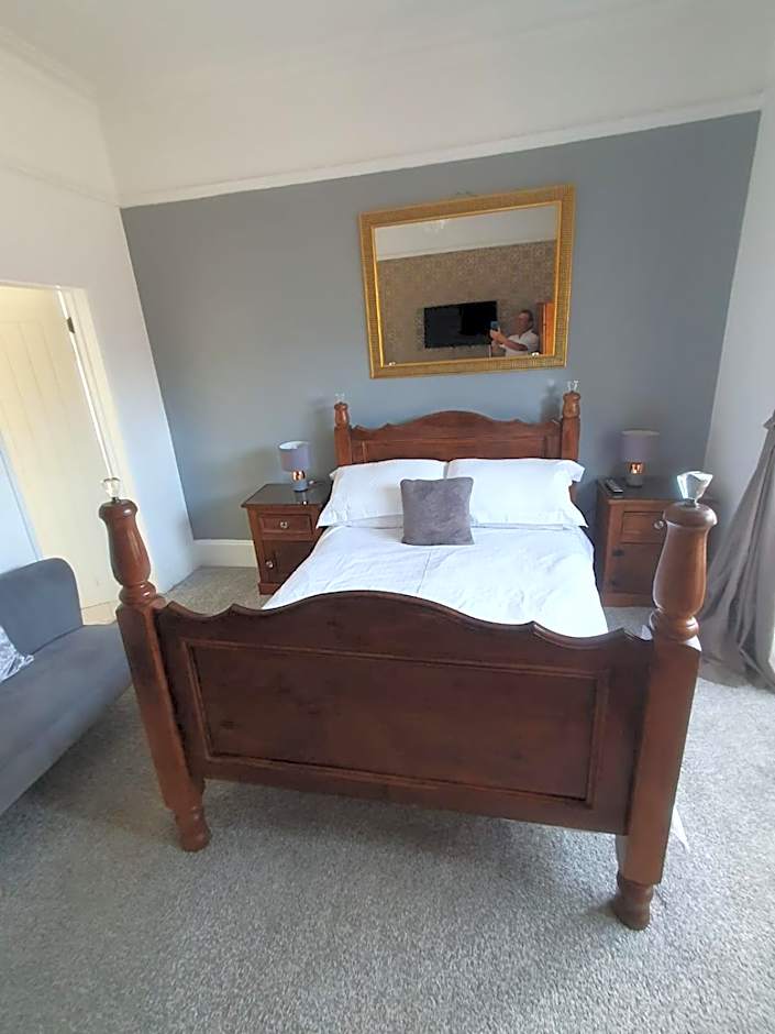 The Darnley Hotel