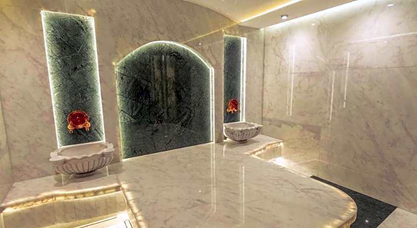 MQ Hotel Suites & SPA