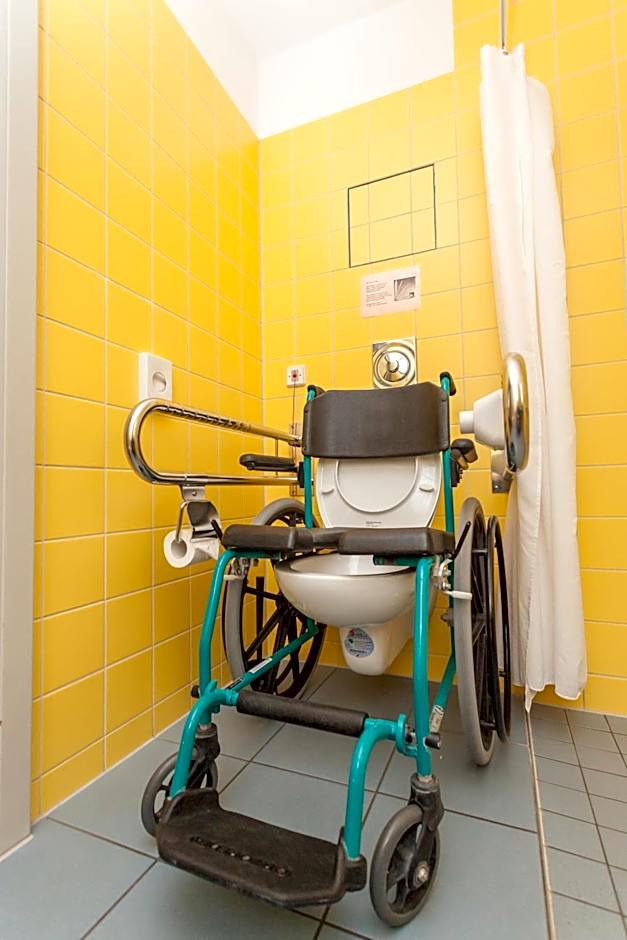Hotel Mit-Mensch