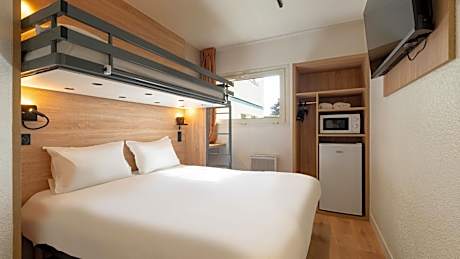 Triple Room with One Double and One Bunk Bed
