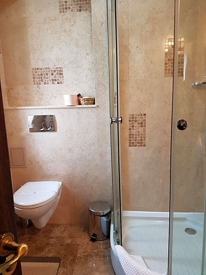 Villa Anticus (Adults Only)