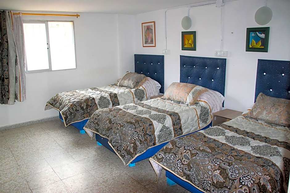 Pension La Lambra Azul