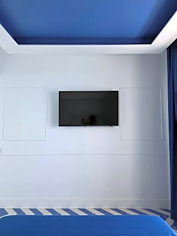 Deluxe Double Room with Balcony and Sea View