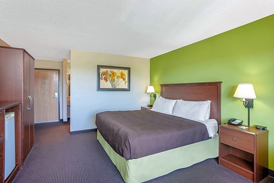 AmericInn by Wyndham Stillwater