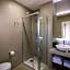 Hotel Lux