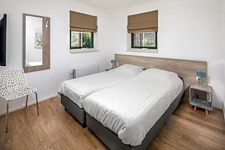 Deluxe Bungalow with Garden View