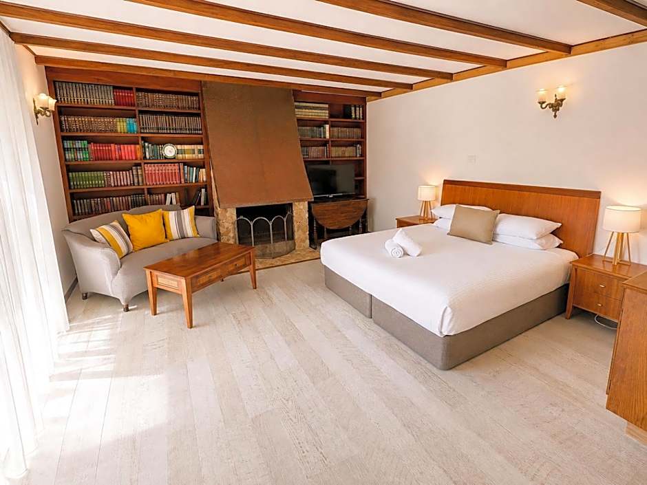 Sienna Lodge