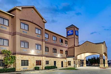 Baymont by Wyndham Cuero