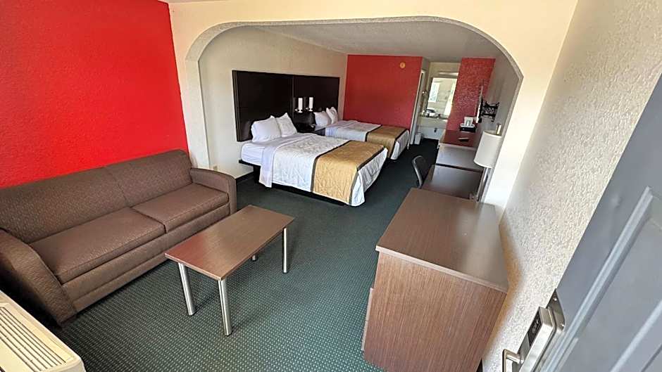Garden Inn and Suites near Callaway Gardens Pine Mountain