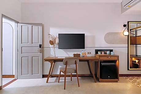 Mahata Suite