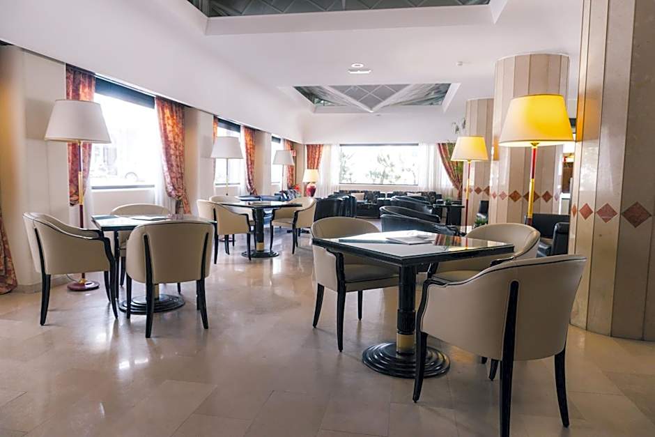 Grand Hotel Excelsior'S