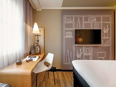 Room with 1 double bed, new sleep-easy concept