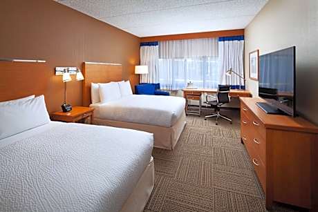 Guest room, 2 Queens