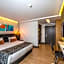 Laren Sea Side Hotel Spa
