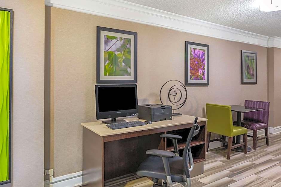 La Quinta Inn & Suites by Wyndham Odessa