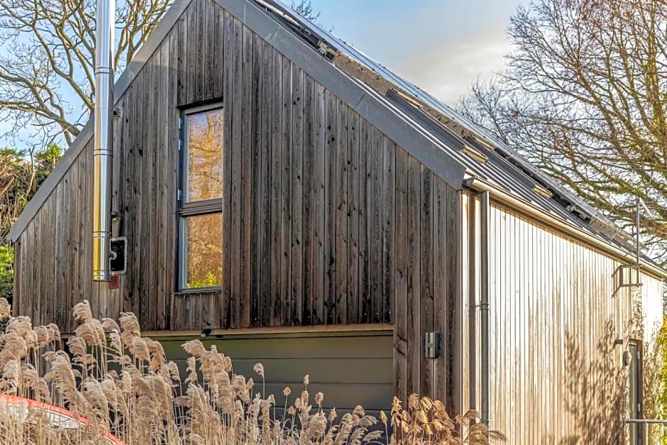 The Bamboo Lodge - B&B / self-catered apartment