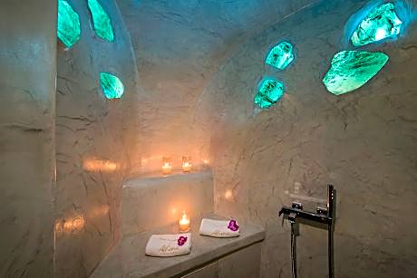 Black Rock Honeymoon Suite with Private Pool