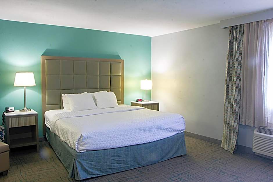 Baymont by Wyndham Maumee Toledo