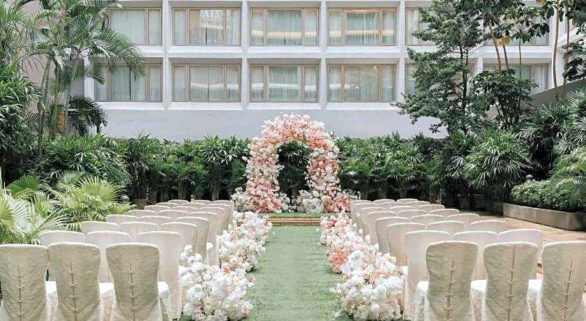 Sheraton Hong Kong Hotel & Towers