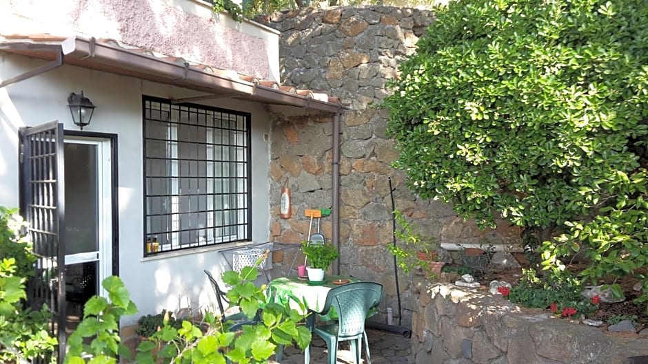 Bed&Breakfast "Fiorella" sul Lago